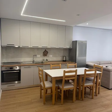 Apartment Tili