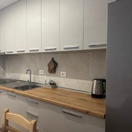 Tili * Polisi i Vogel